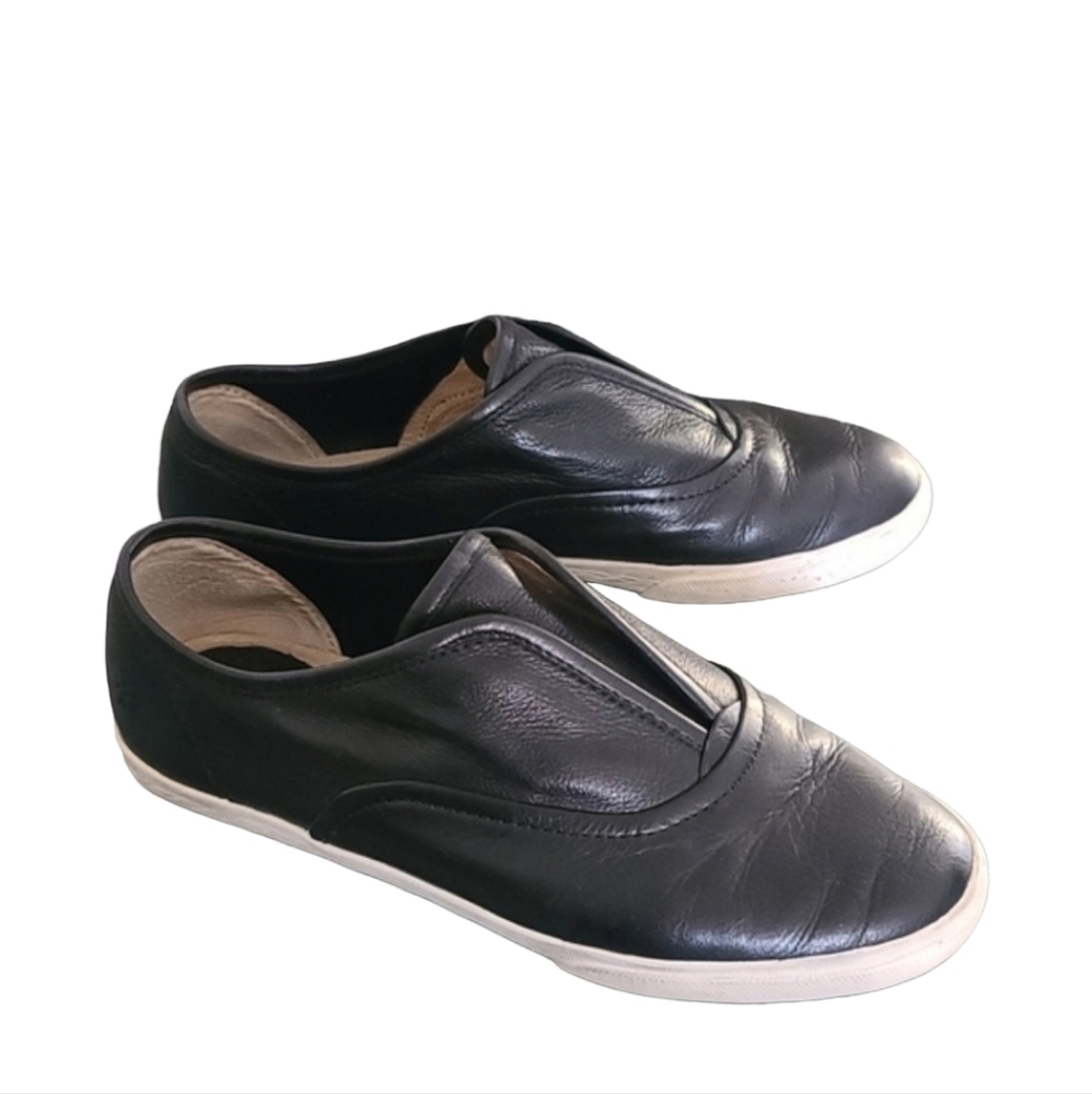 FRYE Mindy Black Leather Sneakers Flats 7 Slip On Minimalist Fashion Industrial - Picture 6 of 16